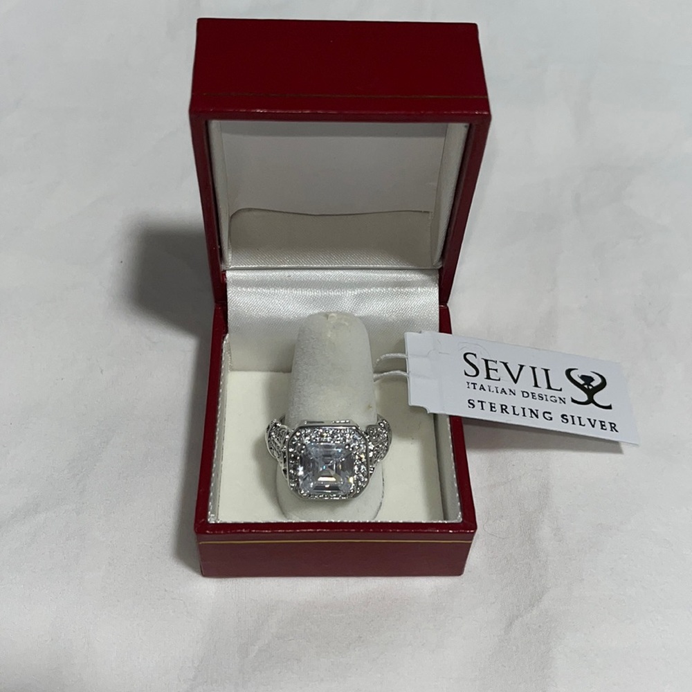 Sevil Italian Design Sterling Silver Crystal Ring Sizes Available are 5, 6, 7, 8